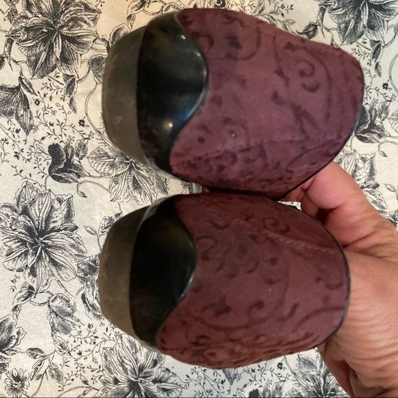 DANSKO Sz 40 Olivia Burgundy Tooled  Suede Slip On Comfort Flats Loafers - Picture 8 of 11